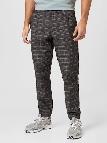 Redefined Rebel Tapered Trousers 'Romeo' in Grey: front