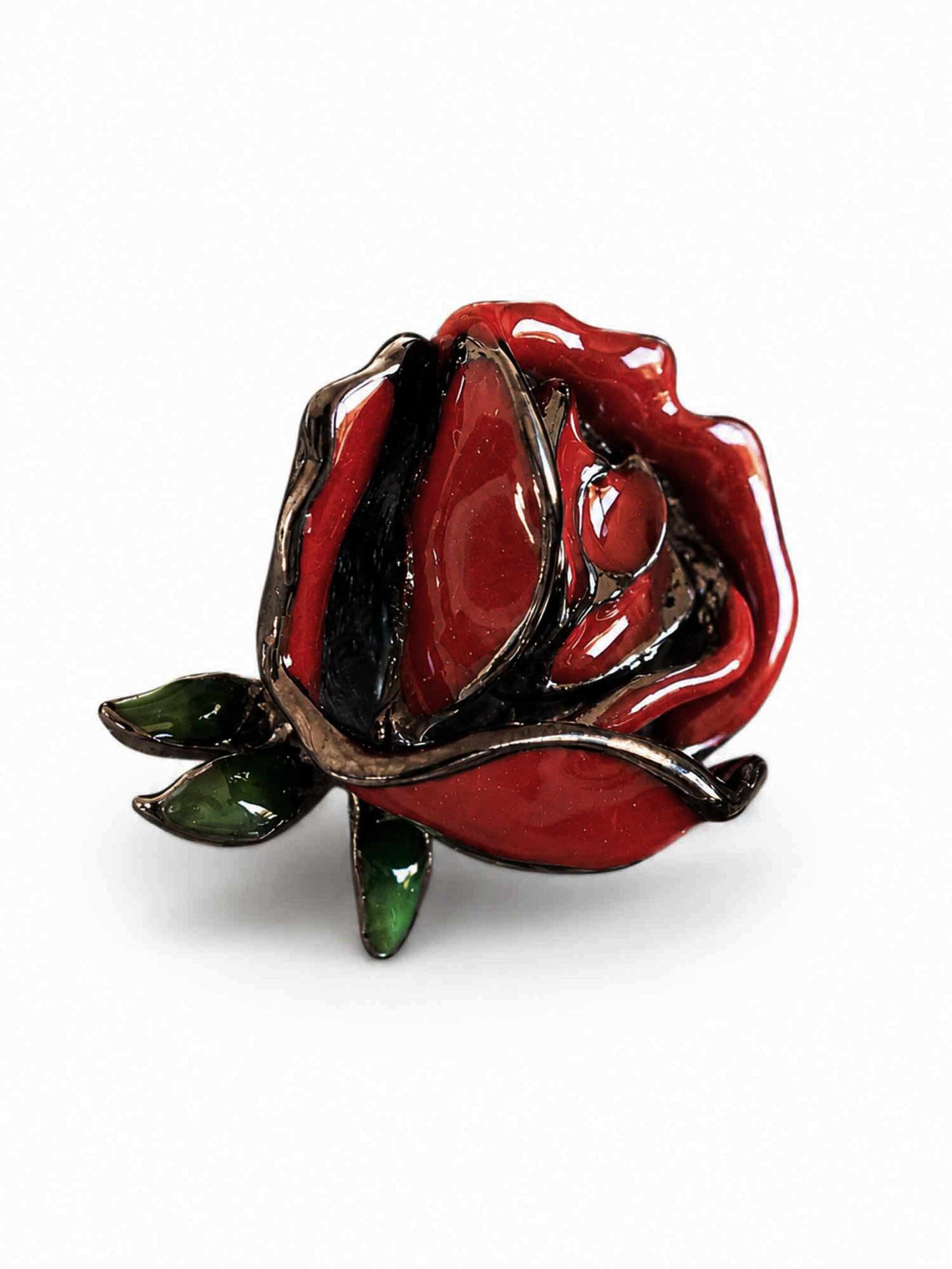RteRme Ring 'Rose Enamel Flower Ring' in Red
