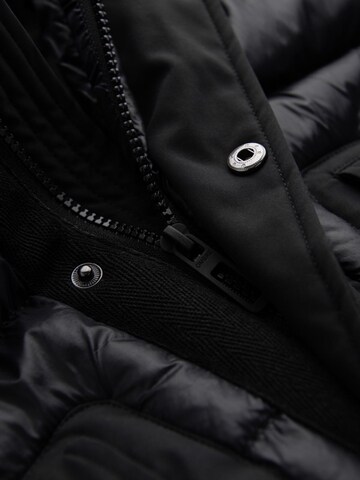 Ombre Winter Jacket in Black