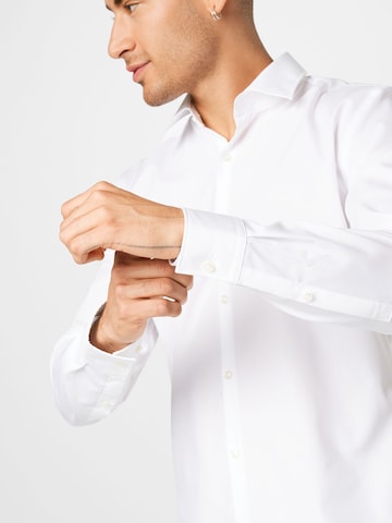 HUGO Red Slim fit Button Up Shirt 'Jenno' in White