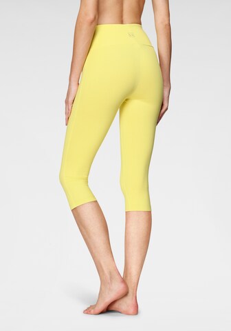 LASCANA Skinny Leggings in Yellow