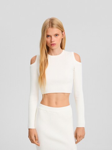 Bershka Sweater in White: front