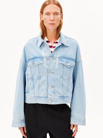 ARMEDANGELS Between-Season Jacket 'Paasithe' in Blue: front