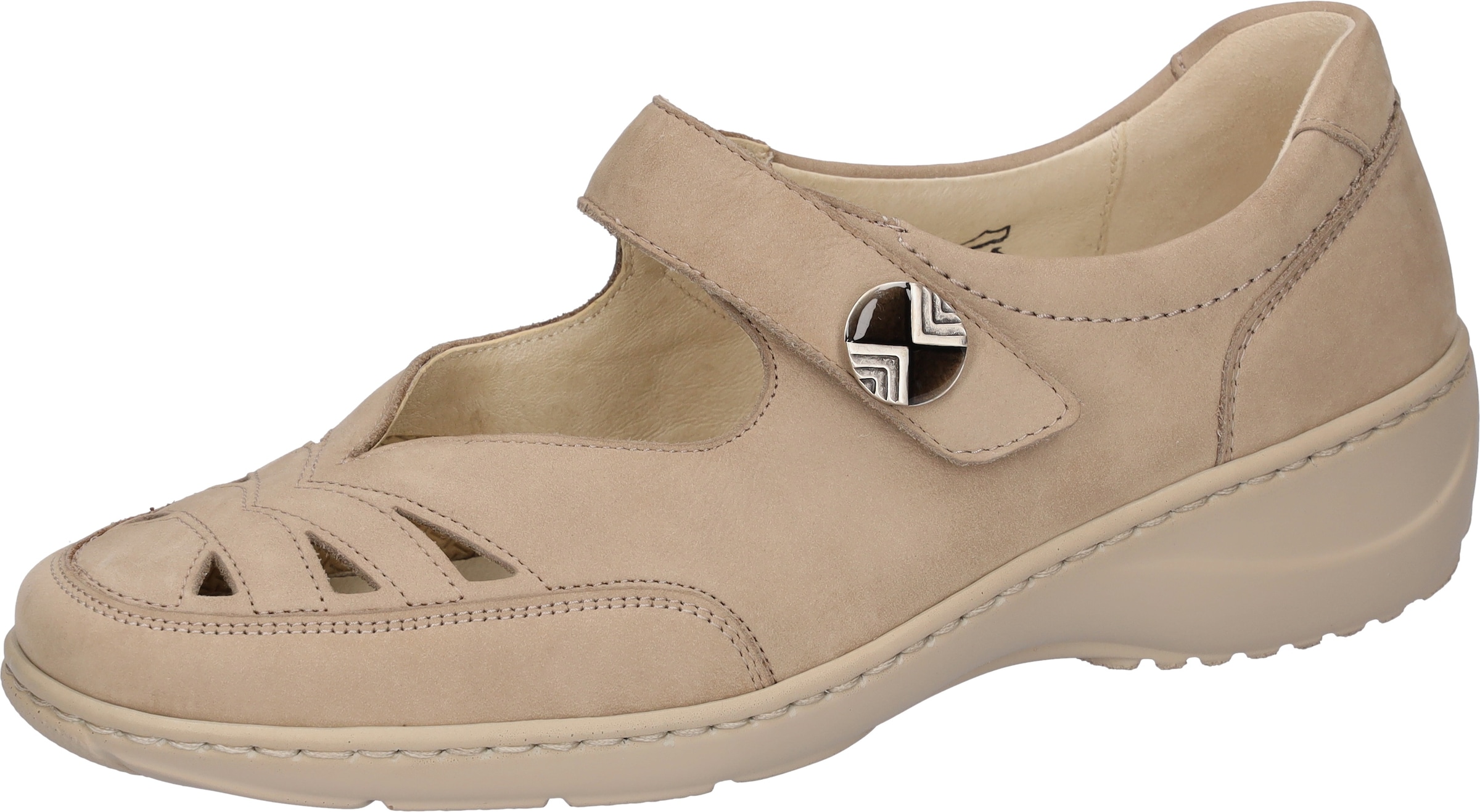 WALDLÄUFER Flats in Beige: front