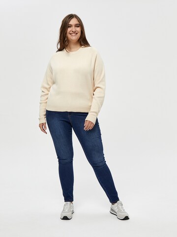 Peppercorn Pullover 'Rosalia' i hvid
