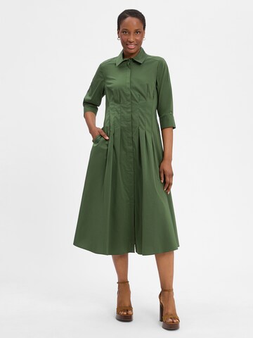 apriori Shirt Dress in Green: front
