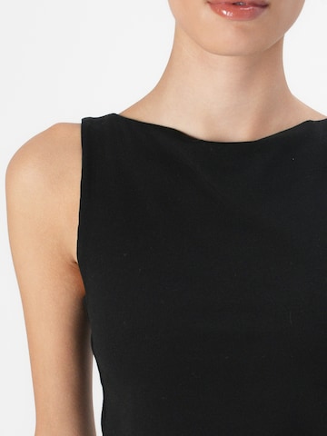 GAP Top in Black