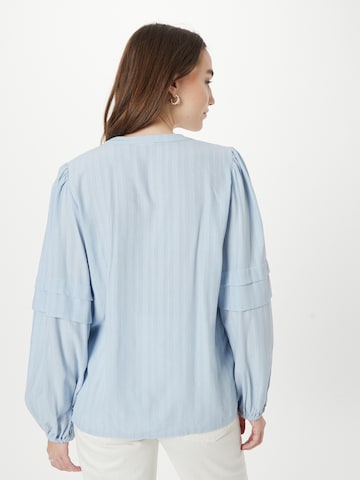 Kaffe Blouse in Blue