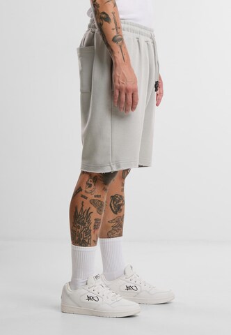 regular Pantaloni di K1X in grigio