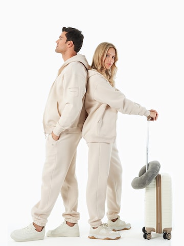 Organication Sweatjacke in Weiß