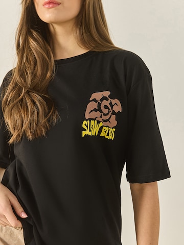 Bianco Lucci Футболка в Черный