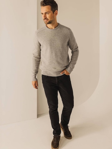 State of Art Sweater in Beige