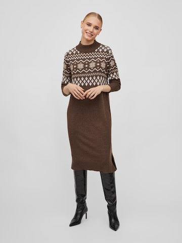 VILA Stickad klänning 'Ril' i brun