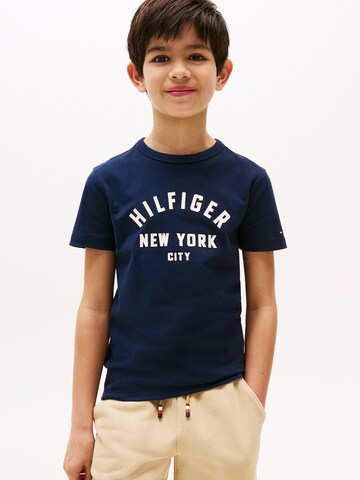 TOMMY HILFIGER Футболка в Синий: спереди