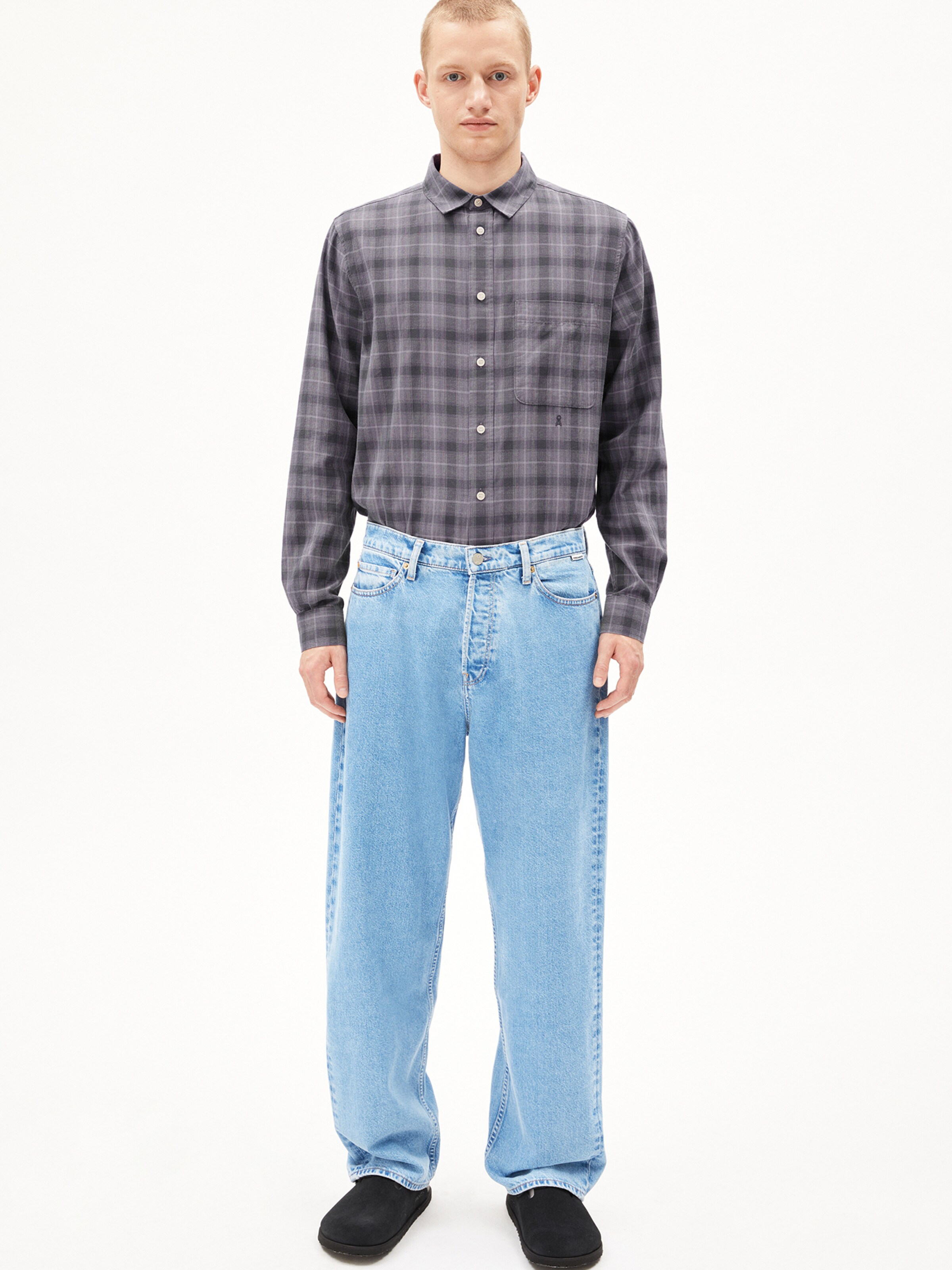 ARMEDANGELS Loosefit Jeans in Blauw: voorkant