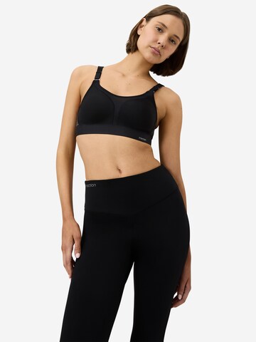 Triumph Triaction Minimiser Bra 'Extreme Lite' in Black