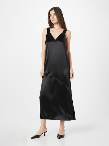 Robe de soirée 'NAIA' Calvin Klein en noir : devant