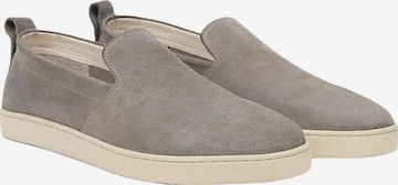 Chaussure basse 'Loafer' Desa en gris : devant