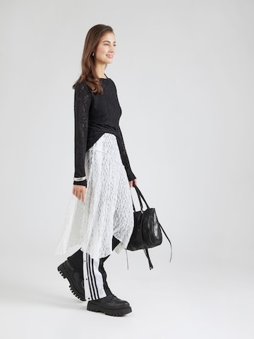 Tricou de la s.Oliver pe negru