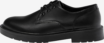 Pull&Bear Обувки с връзки в черно
