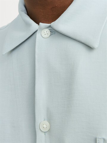 JACK & JONES Regular fit Button Up Shirt in Blue