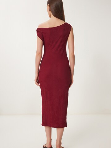 Happiness İstanbul - Vestido en rojo