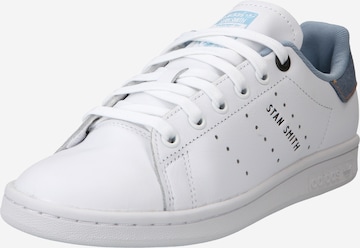 Baskets basses 'Stan Smith' ADIDAS ORIGINALS en blanc : devant