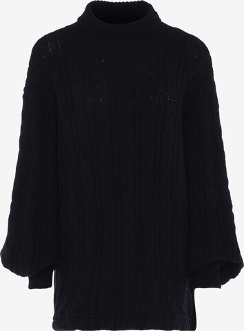 aleva Oversized Sweater in Black: front