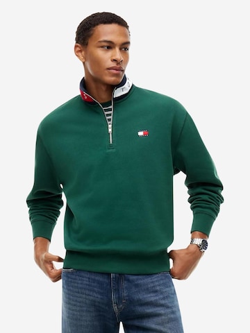 Pullover 'DM0DM23605' di Tommy Jeans in verde: frontale