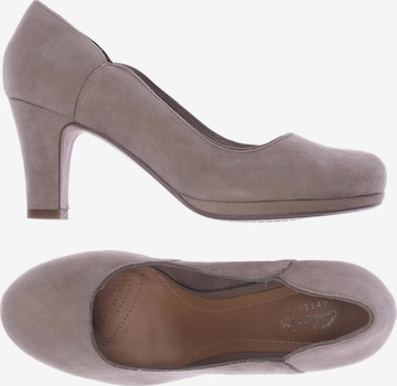 CLARKS High Heels & Pumps in 38 in Beige: front