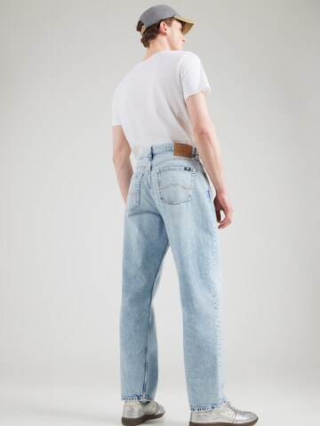 mėlyna MUSTANG Laisvas Džinsai 'Jeff'