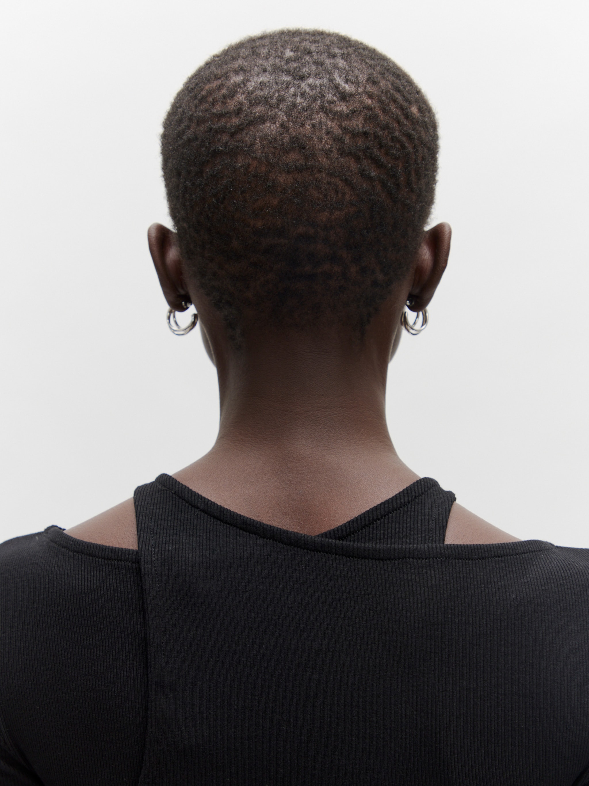 EDITED Shirt 'Sanoe' Zwart