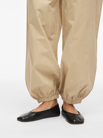 VILA Tapered Broek 'VIMova' in Beige
