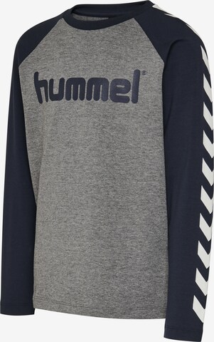 T-Shirt Hummel en gris