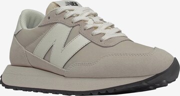 new balance Sneakers '237' in Beige