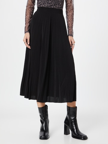 SISTERS POINT Skirt in Black: front