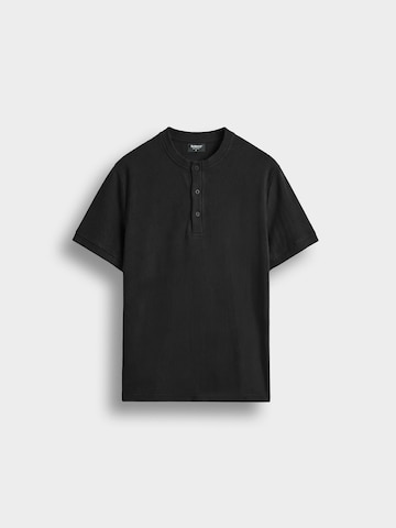 Burocs Shirt in Schwarz: Vorderseite