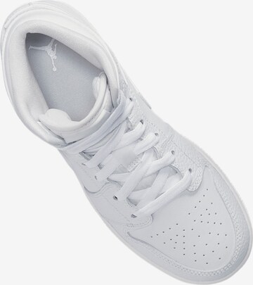 Baskets Jordan en blanc