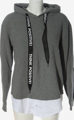 ZAIDA Kapuzensweatshirt in M in Grey: front
