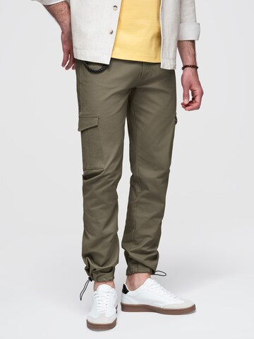 Ombre - regular Pantalón deportivo en verde: frente