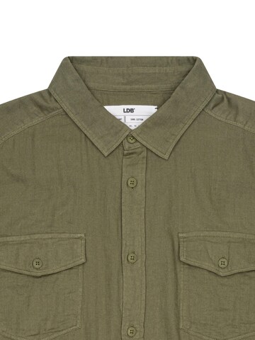 Coupe regular Chemise LDB en gris