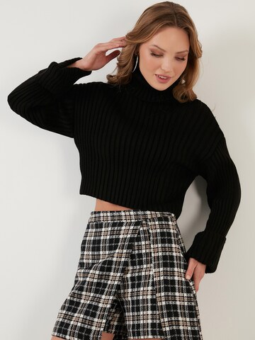 LELA Sweater in Black: front