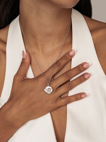 Collana 'Seraphina Locket' di Hey Happiness in argento