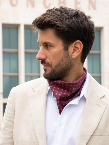 MayTree Scarf 'Seidentuch handrolliertes Herrenseidentuch aus Twill-Seide,  53x53 dezente Muster weinrot' in Red