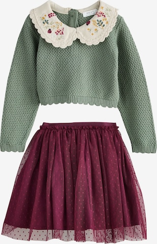 Next Set in Green: front