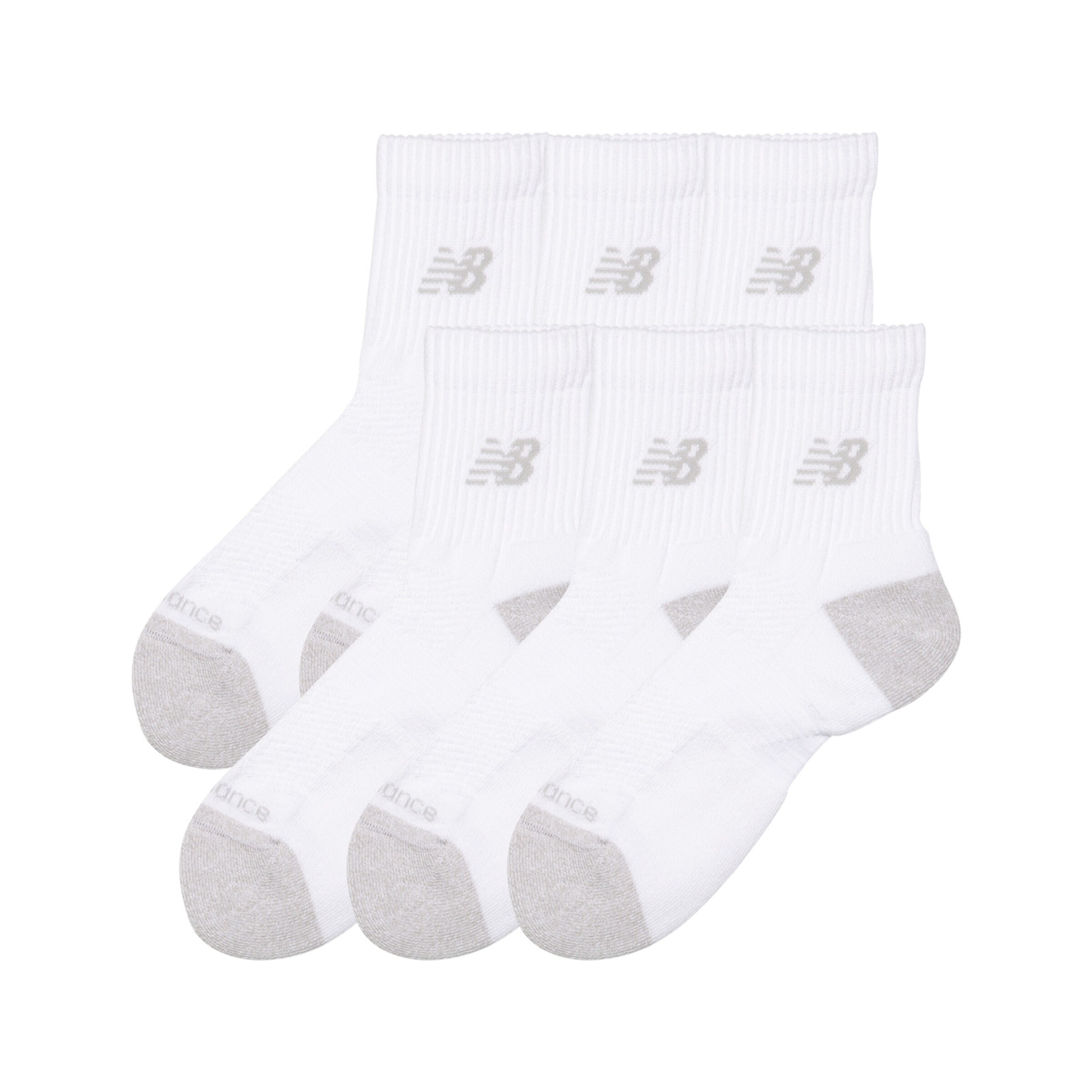 new balance Athletic Socks in White: front