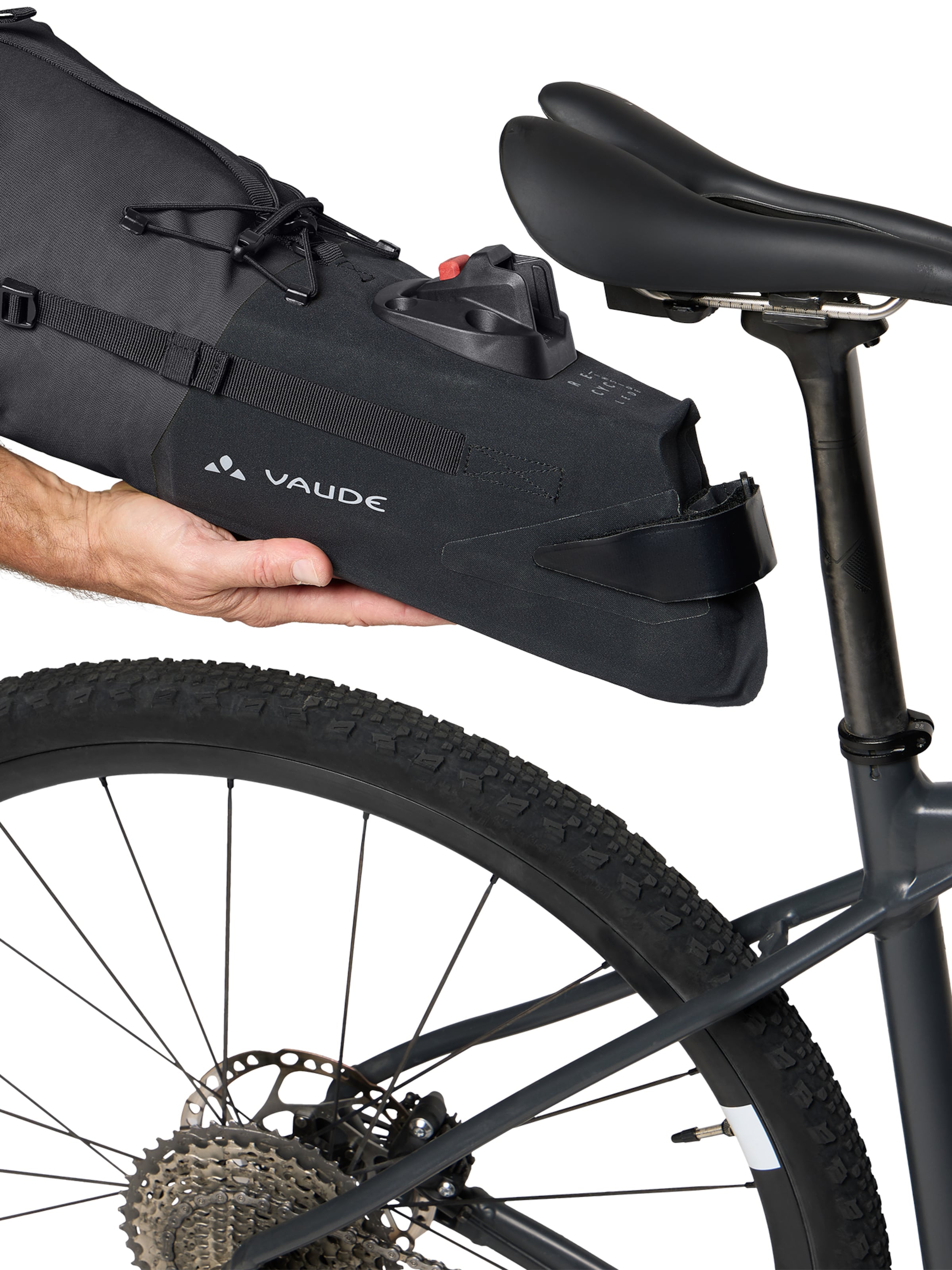 VAUDE Outdoor Equipment 'Trailsaddle L' in Black