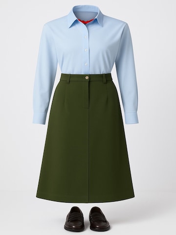 Touche Prive Skirt in Green: front