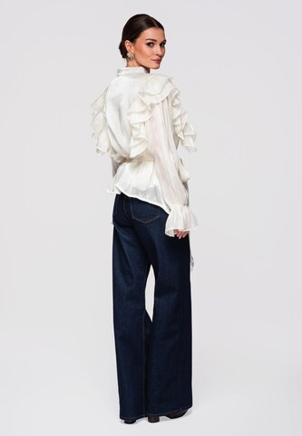 Ombre Bluse in Beige