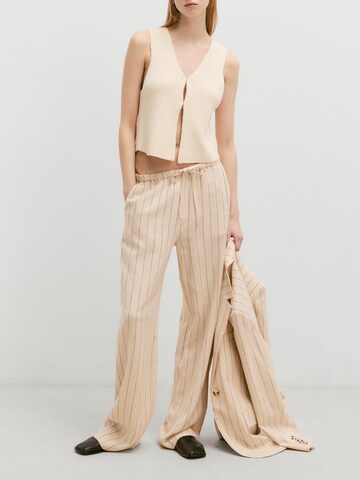 EDITED Wide Leg Housut 'Bjelle' värissä beige